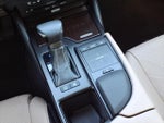 2019 ES 300h Thumbnail 33