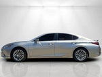 2019 ES 300h Thumbnail 7