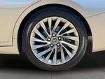 2019 ES 300h Thumbnail 31