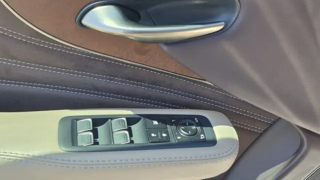 2019 Lexus LS 500 Base