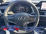 2023 UX 250h Thumbnail 15