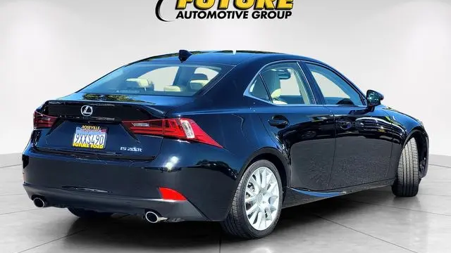 2016 Lexus IS 200t Base