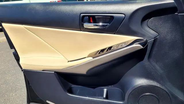 2016 Lexus IS 200t Base