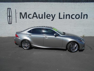 2017 Lexus IS 200T 4DR Sedan