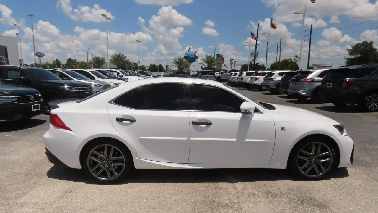 2019 Lexus IS 300 Base