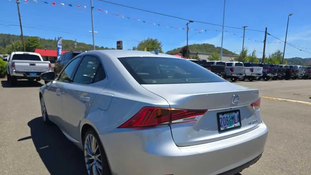 2017 Lexus IS 200t Base