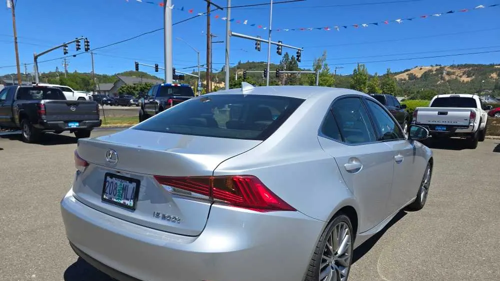 2017 Lexus IS 200t Base