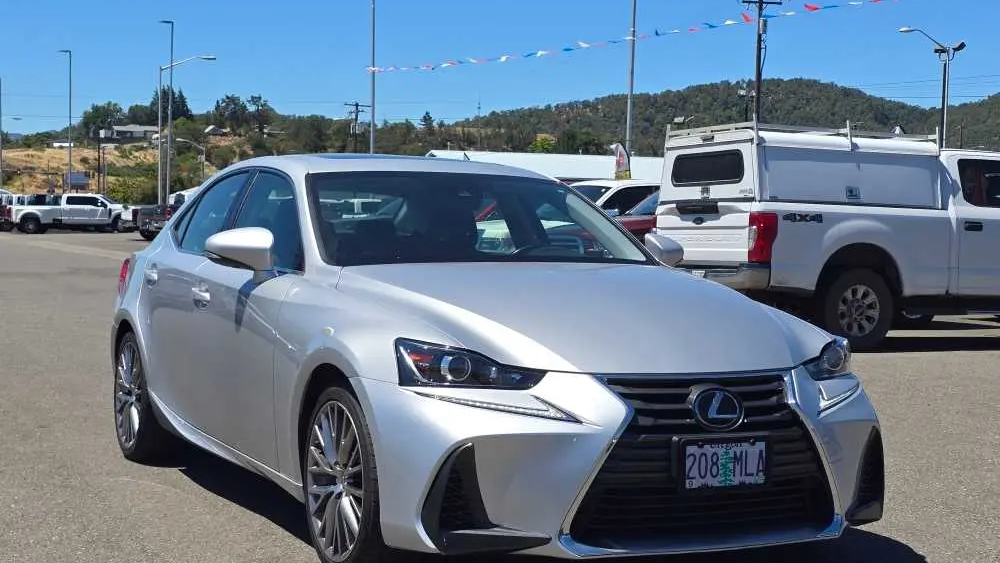2017 Lexus IS 200t Base