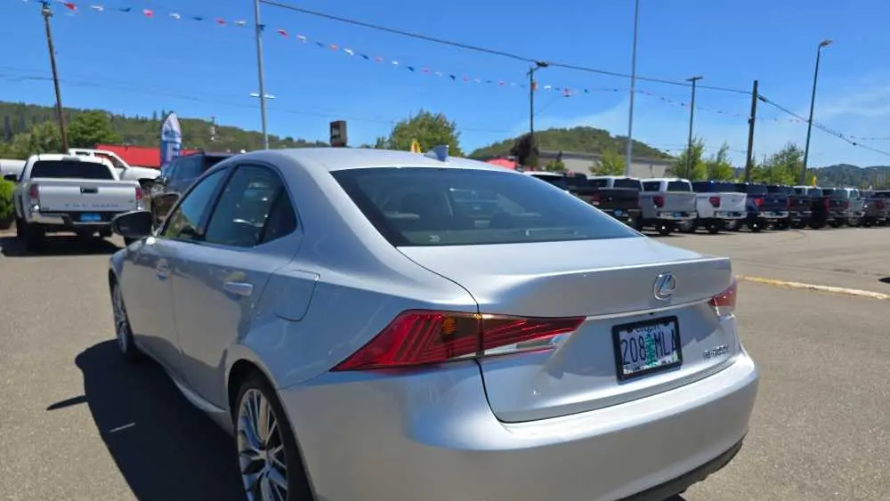 2017 Lexus IS 200t Base