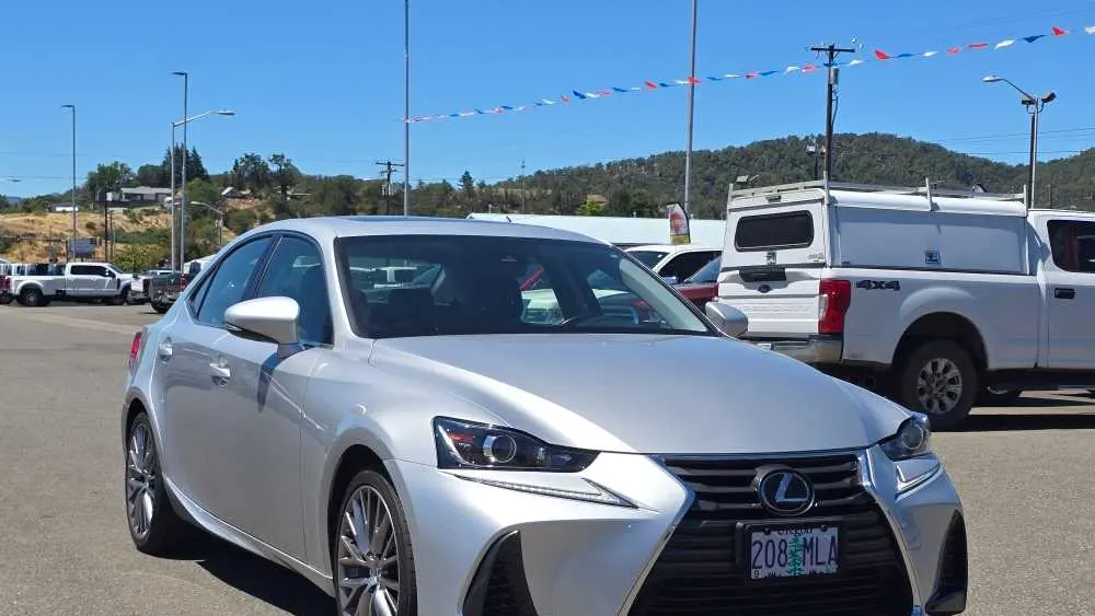 2017 Lexus IS 200t Base