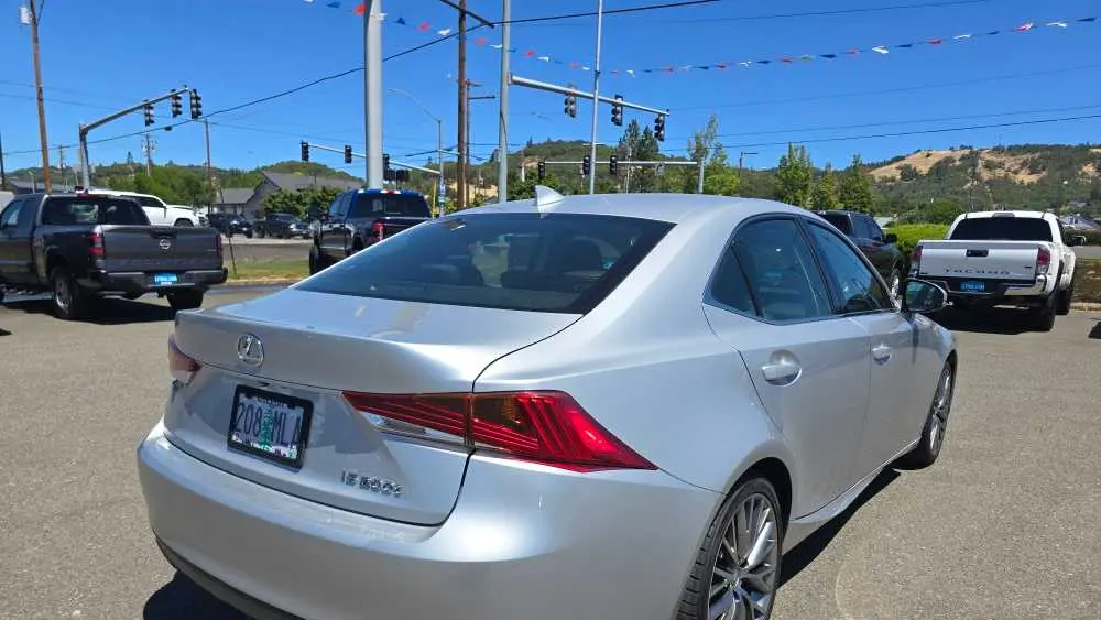 2017 Lexus IS 200t Base