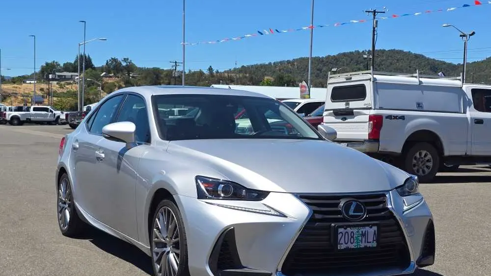 2017 Lexus IS 200t Base