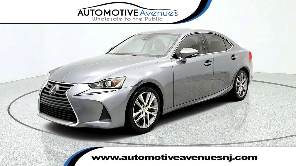 2019 Lexus IS