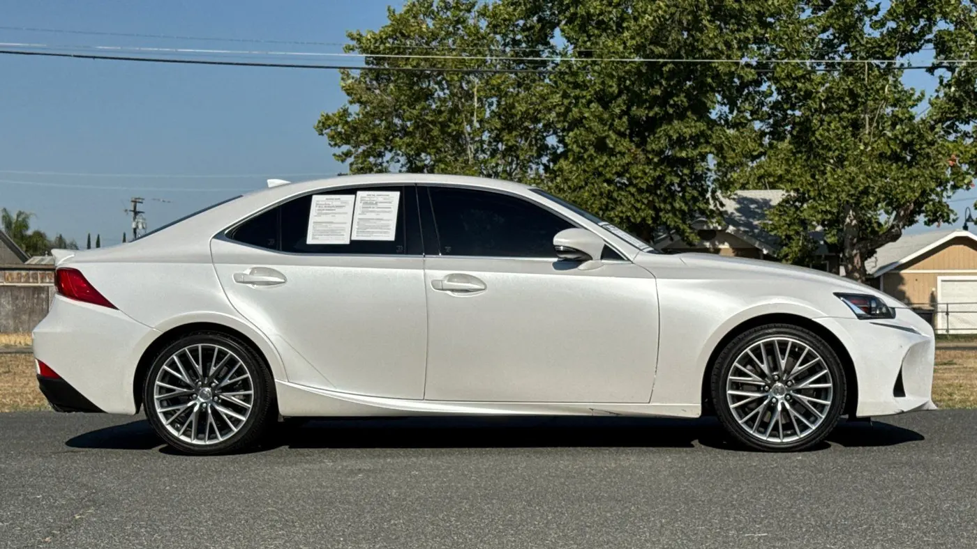 2017 Lexus IS 200t Base