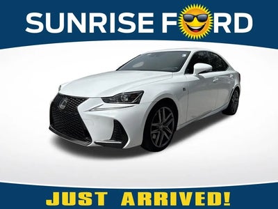 2018 Lexus IS 300 4DR Sedan