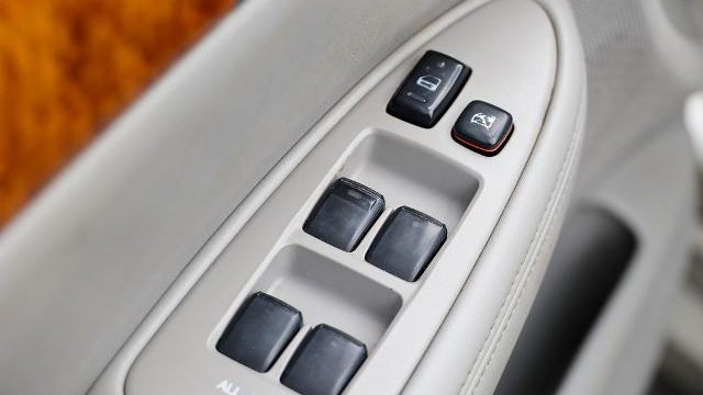 2005 Lexus ES 330 Base