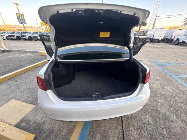2014 Lexus GS - $16,880