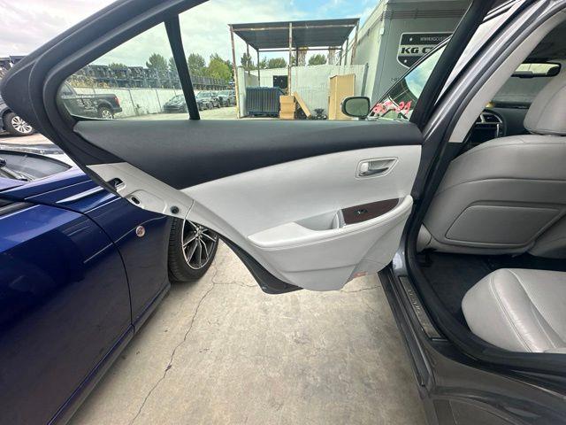 2012 Lexus ES - $14,985