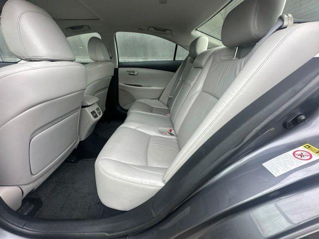 2012 Lexus ES - $14,985