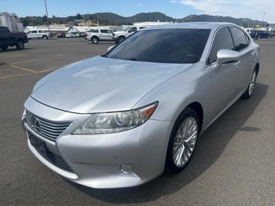 Photo of a 2013 Lexus ES 350 4DR Sedan for sale