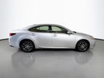 2017 ES 350 Thumbnail 8