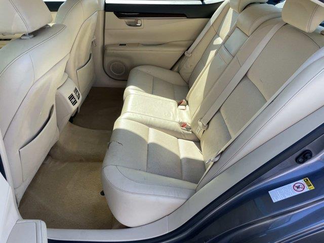 2013 Lexus ES