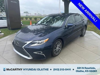 Photo of a 2016 Lexus ES 350 4DR Sedan for sale