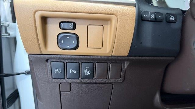 2016 Lexus ES 350 Base