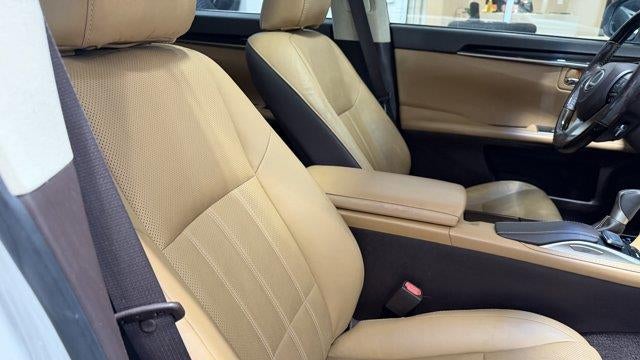 2016 Lexus ES 350 Base