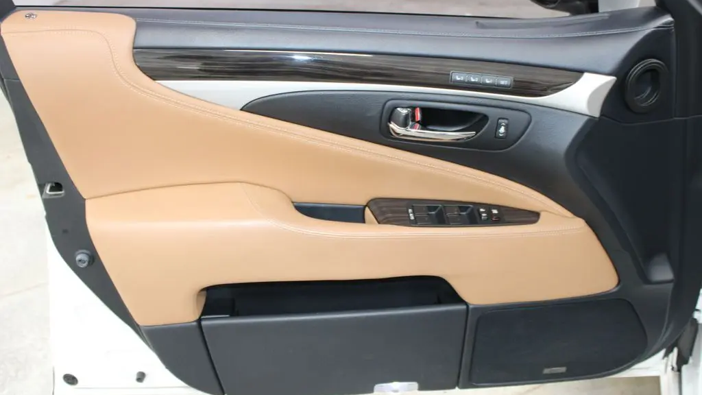 2016 Lexus LS 460 Base