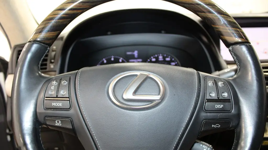2016 Lexus LS 460 Base