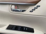 2018 ES 300h Thumbnail 15
