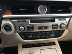2014 ES 300h Thumbnail 9