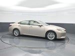 2014 ES 300h Thumbnail 11