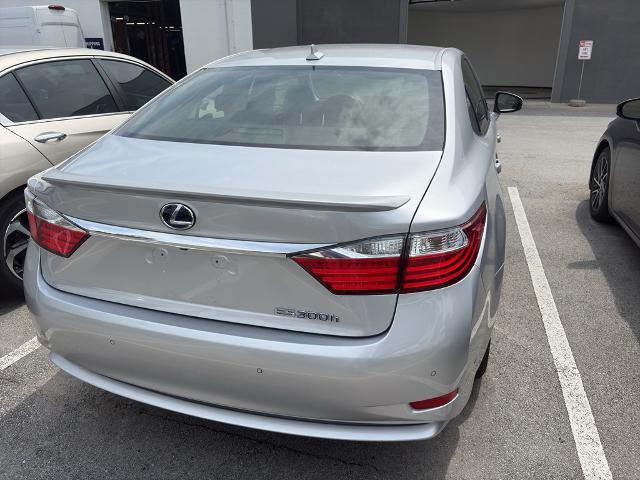 2013 Lexus ES - $16,998