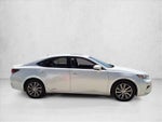 2016 ES 300h Thumbnail 4