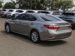 2015 ES 300h Thumbnail 2