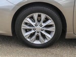 2015 ES 300h Thumbnail 10