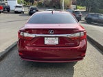 2016 ES 300h Thumbnail 5