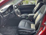 2016 ES 300h Thumbnail 10