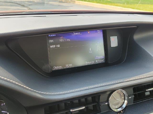 2017 Lexus ES - $22,988