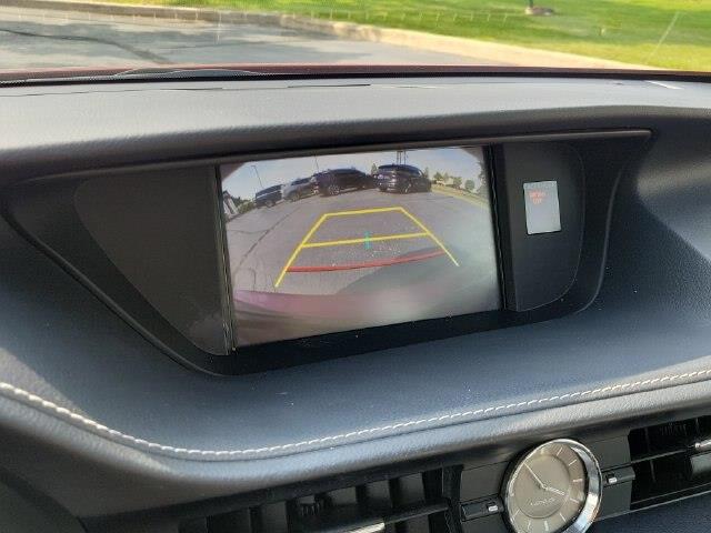 2017 Lexus ES - $22,988