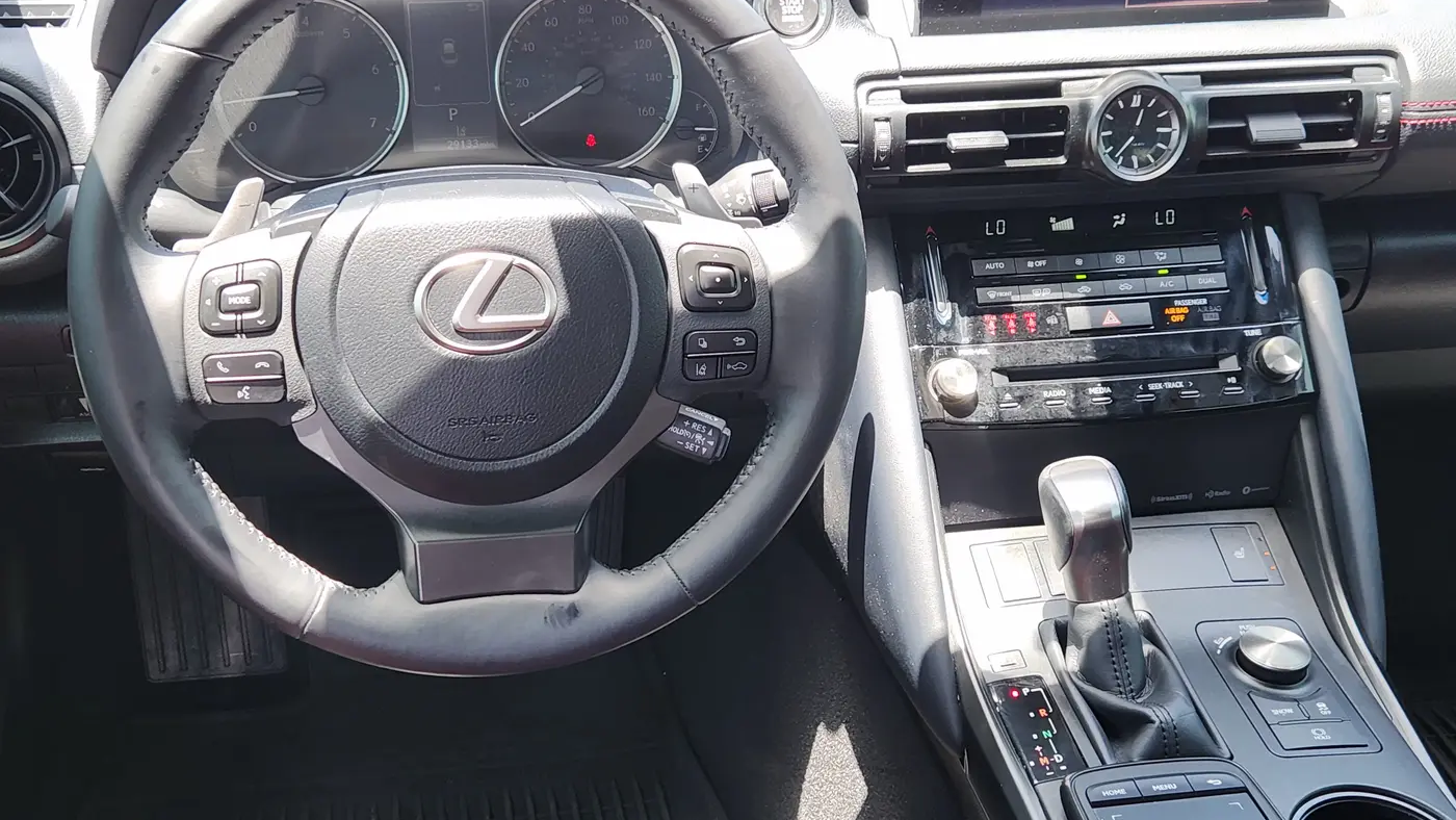 2025 Lexus IS 350 F SPORT Design