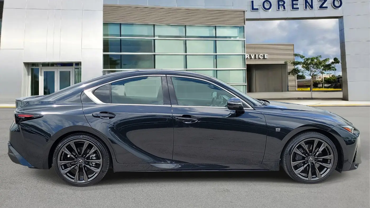 2024 Lexus IS 350 F SPORT Design
