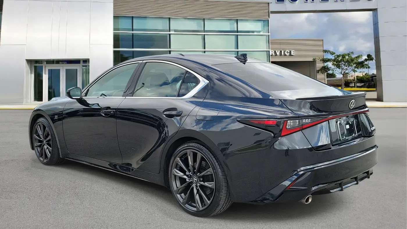 2024 Lexus IS 350 F SPORT Design