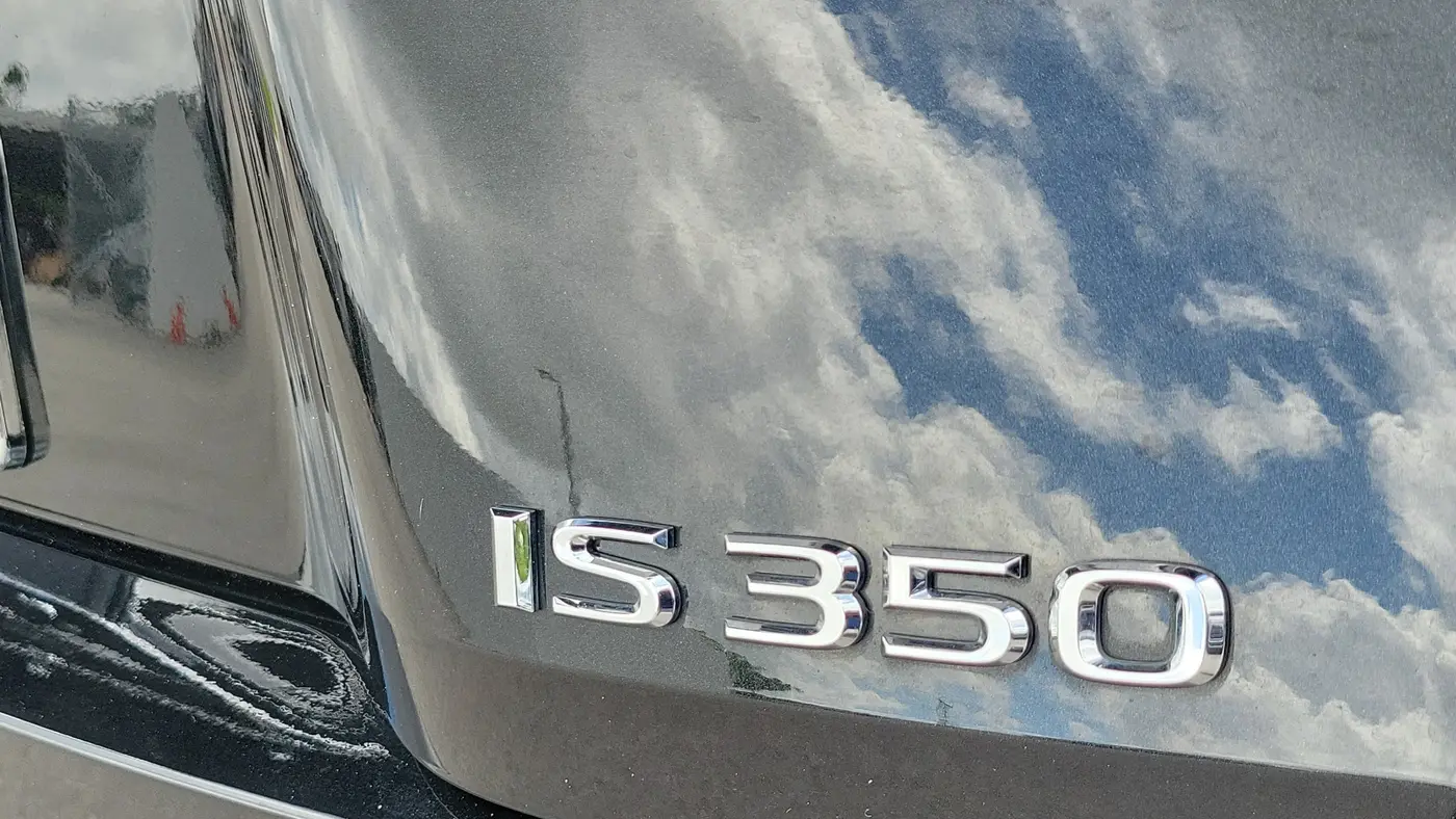 2024 Lexus IS 350 F SPORT Design