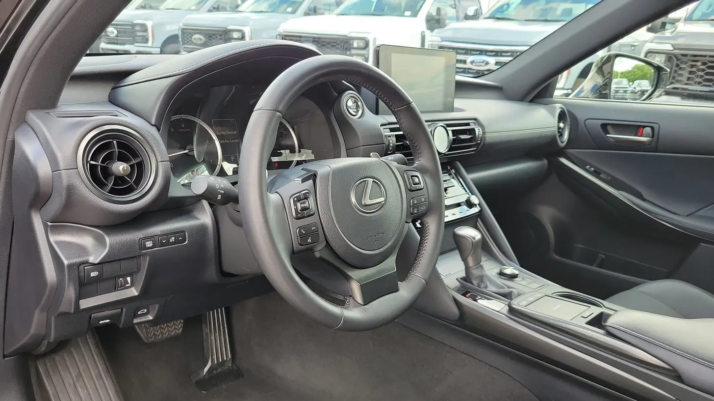 2024 Lexus IS 350 F SPORT Design