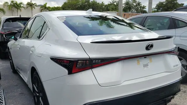 2025 Lexus IS 350 F SPORT Design