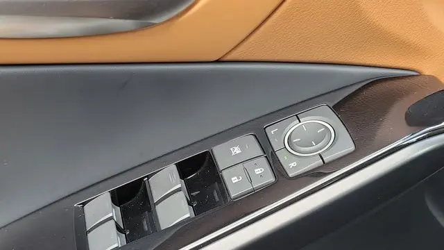 2025 Lexus IS 350 F SPORT Design