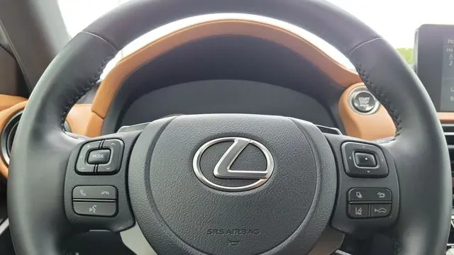 2025 Lexus IS 350 F SPORT Design